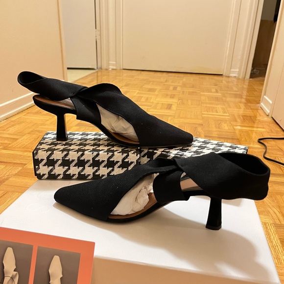 Authentic Neous Avior Heels - Picture 5 of 14